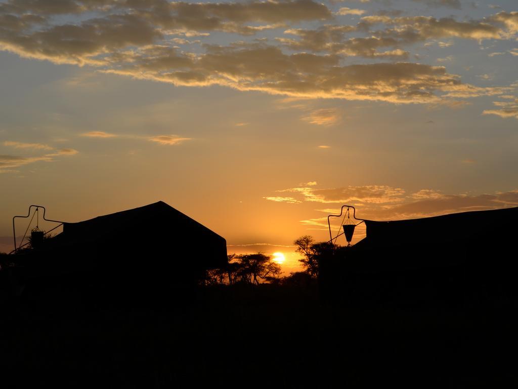 Kananga Special Tented Camp Banagi Esterno foto